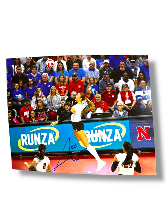 Andi Jackson #15 Nebraska Cornhusker Volleyball Signed 8x10